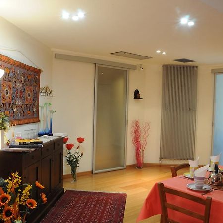 Zeus Rooms Superior Флоренция Екстериор снимка